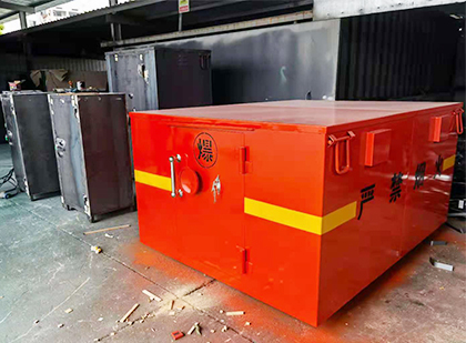 青山车载炸药箱